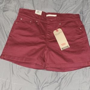 Maroon Levi's shorts